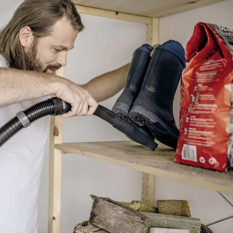 Karcher WD3 Vacuum Cleaner 17L