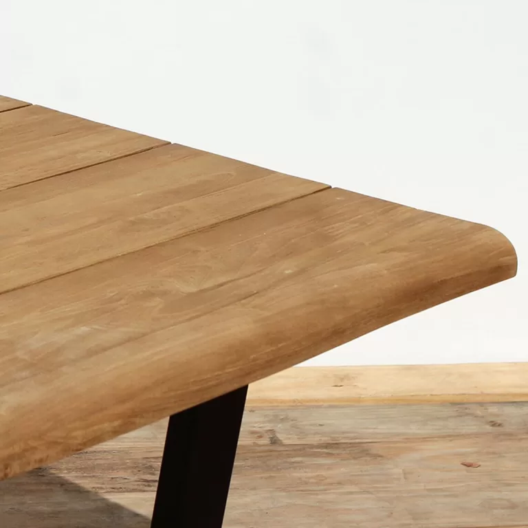 Urban Edge Table
