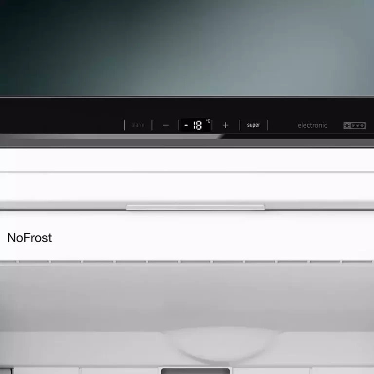 Siemens GS36NAXEP iQ500 Upright Freezer 242L