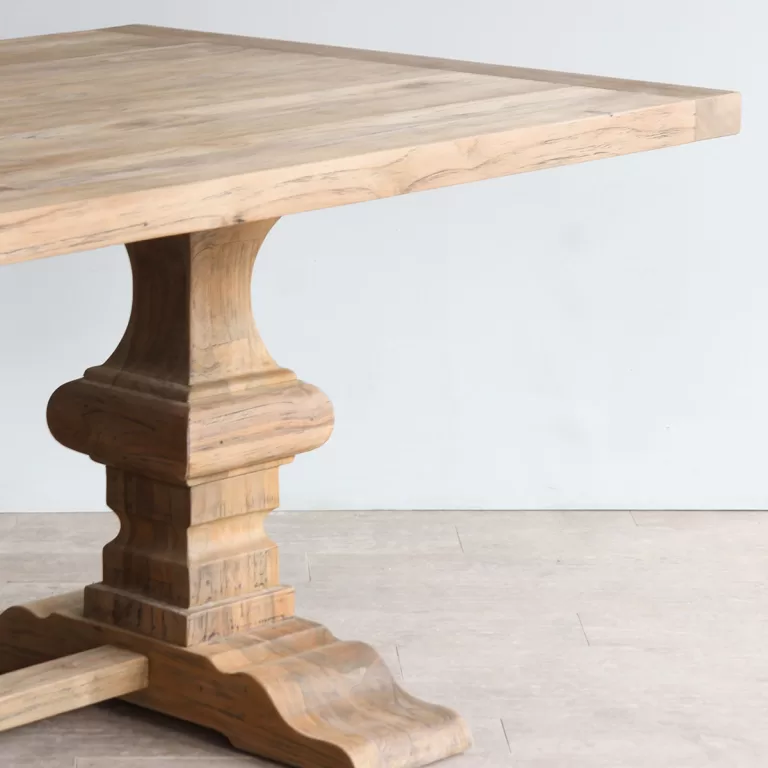 LYON Dining Table Big Leg