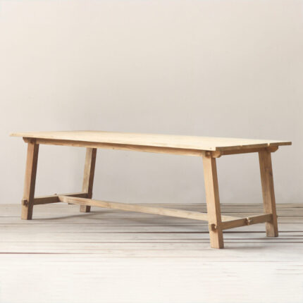 Vanity Outdoor Dining Table